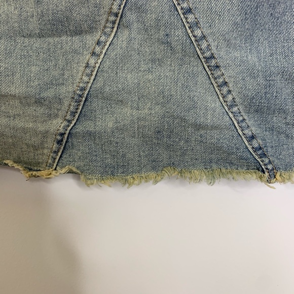 Free people knee length distressed denim skirt - Picture 7 of 9